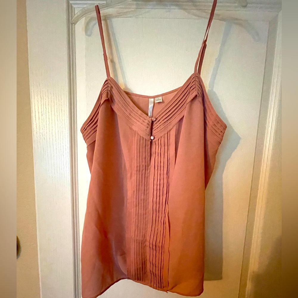 LC Lauren Conrad mauve peach spaghetti strap top. Size Large